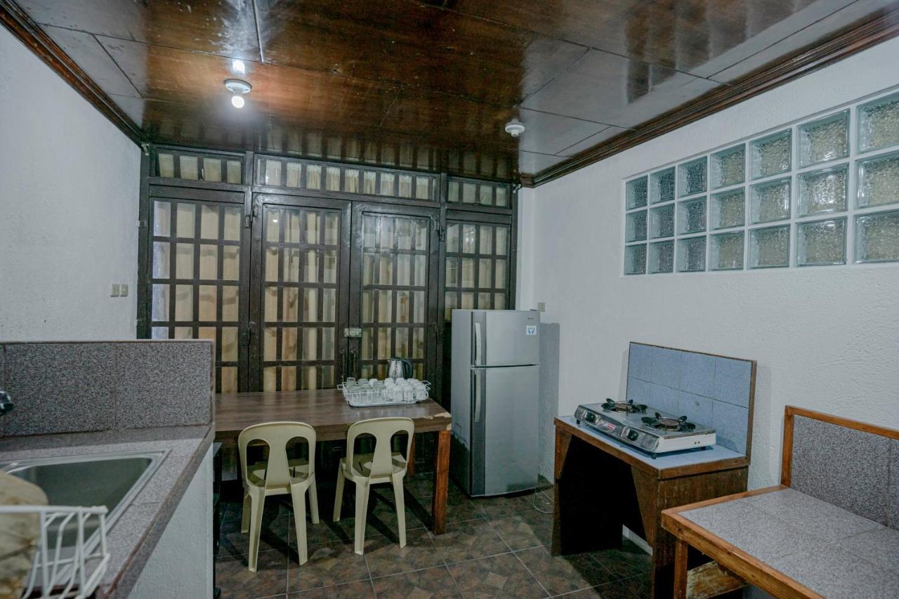 Oyo 760 Tiptop Vacation Homes Baguio City Exterior foto