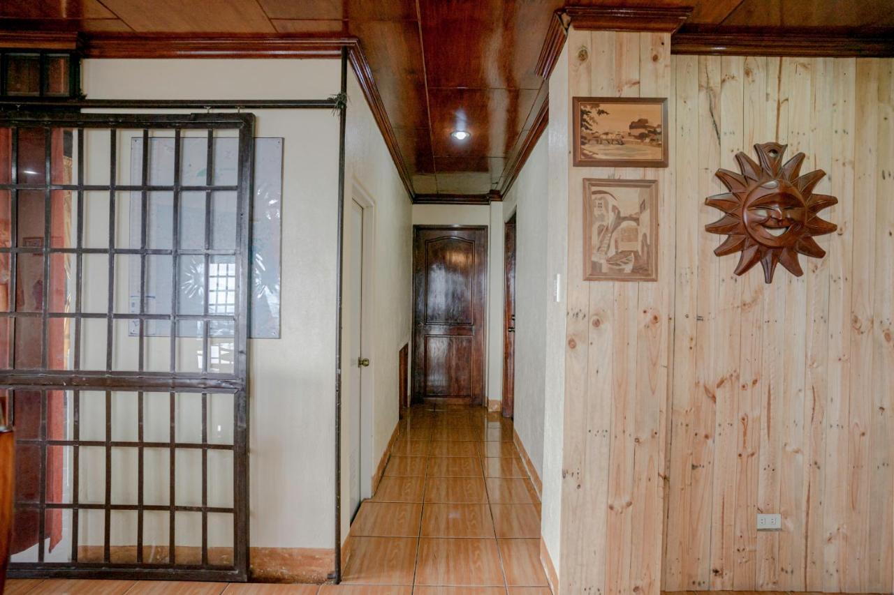 Oyo 760 Tiptop Vacation Homes Baguio City Exterior foto
